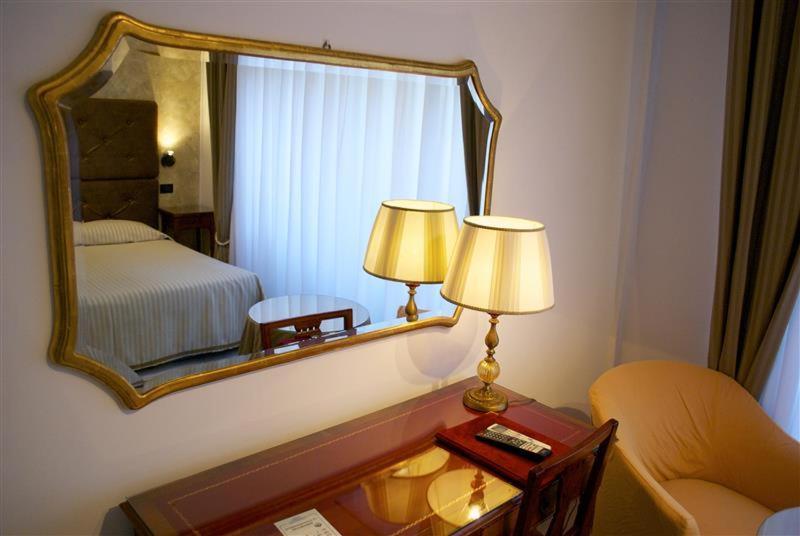 ליגננו סביאדורו Hotel Miramare מראה חיצוני תמונה