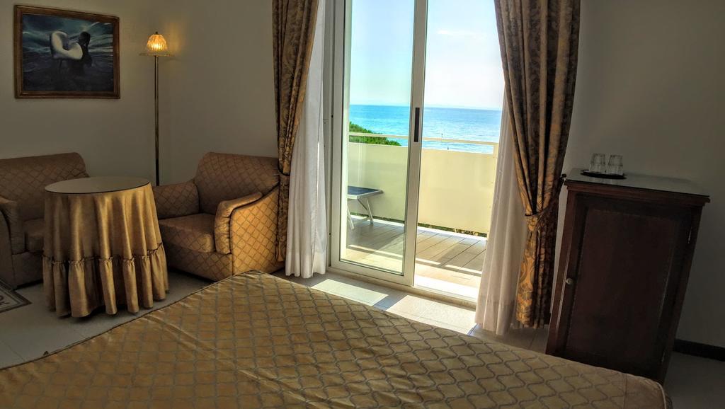 ליגננו סביאדורו Hotel Miramare מראה חיצוני תמונה