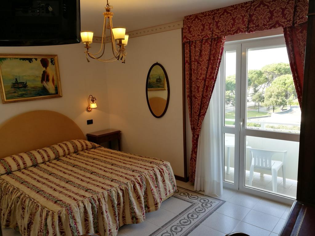 ליגננו סביאדורו Hotel Miramare מראה חיצוני תמונה